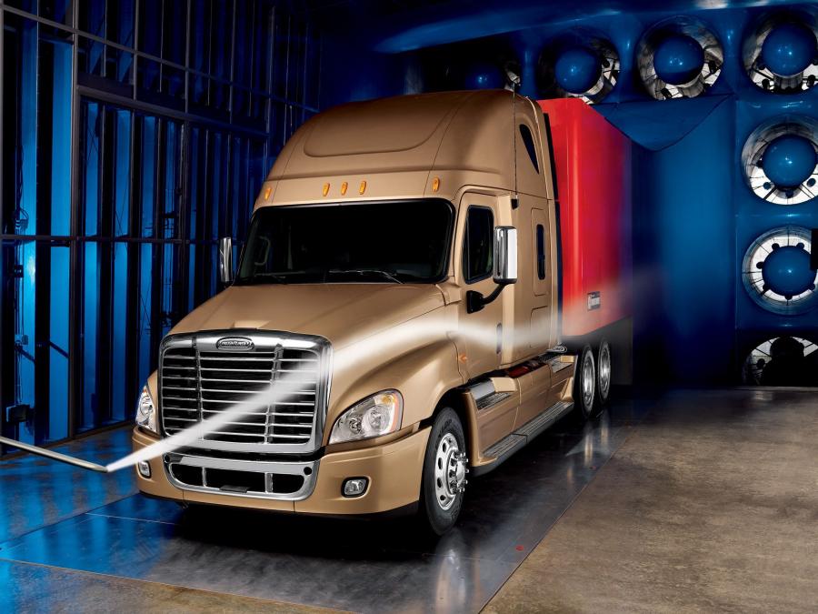  Freightliner Cascadia Raised Roof 2007 года  (фото 22 из 33)